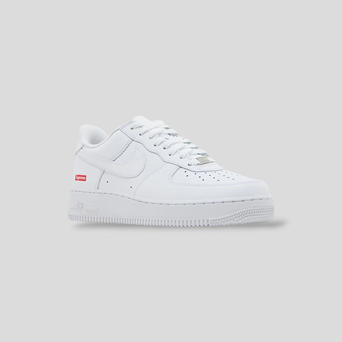Nike Air Force 1 Low Supreme White