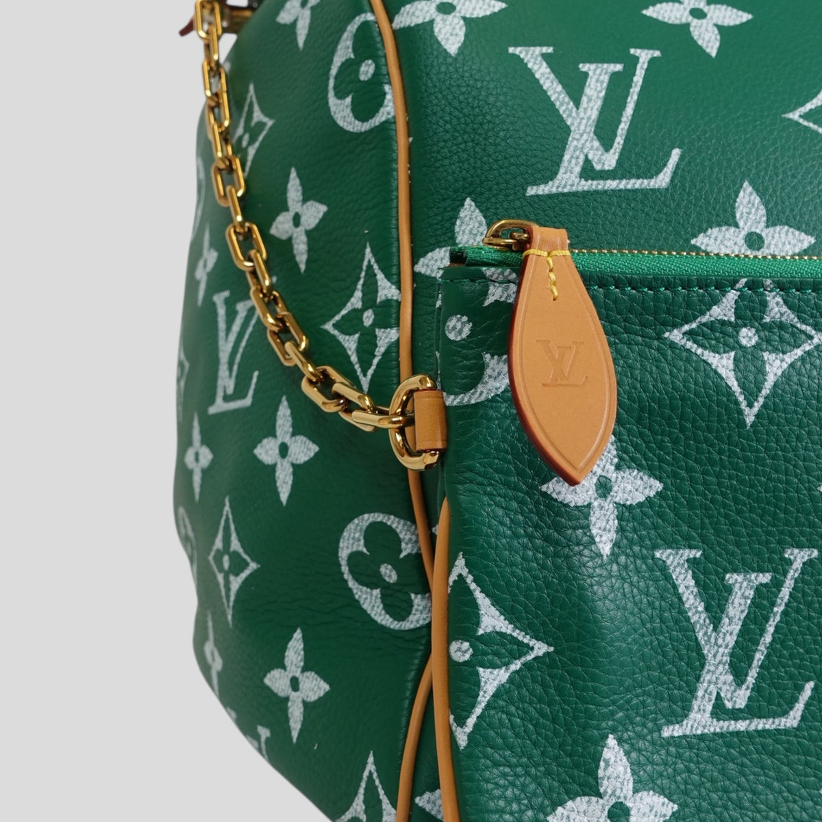 Louis Vuitton Speedy P9 Bandoulière 50 in Green