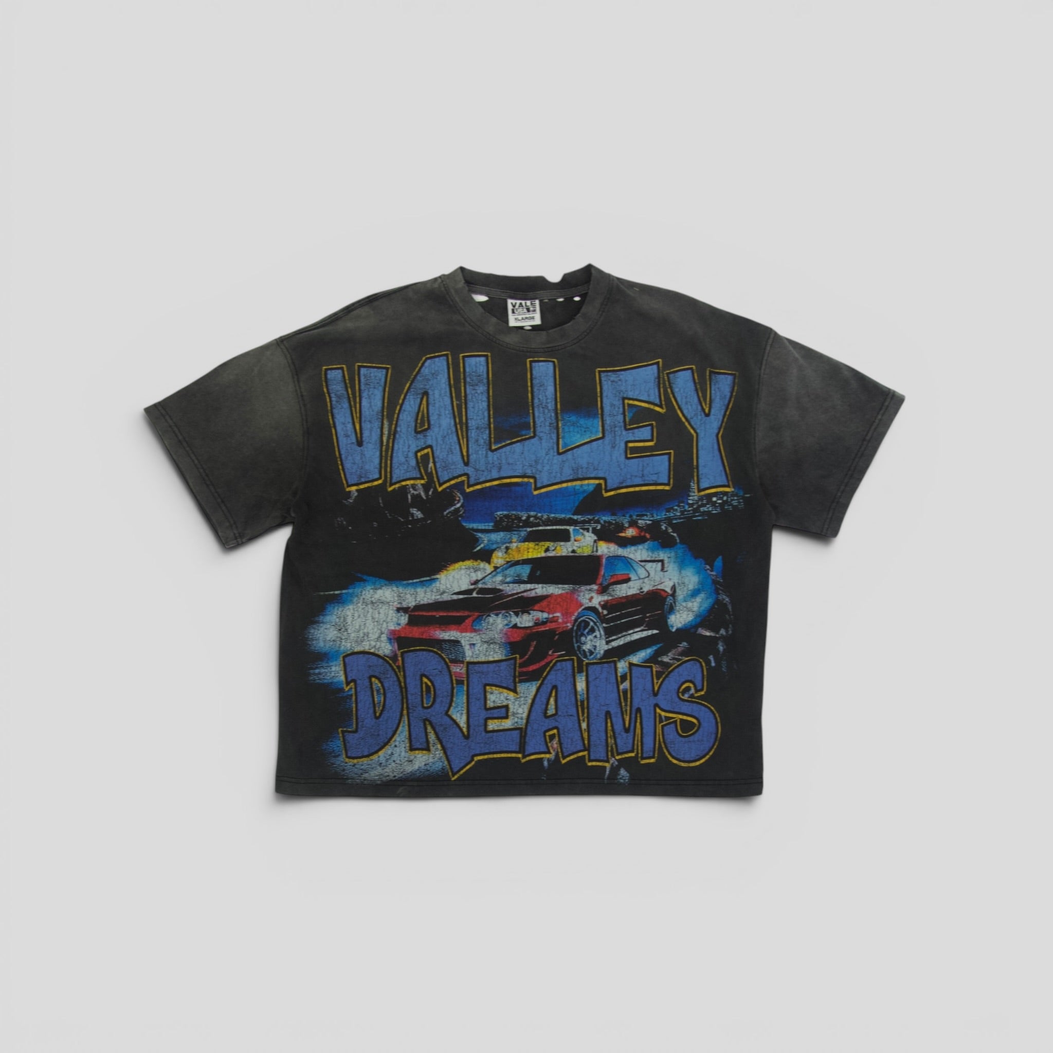 Vale Mt. Akina Tee in Black