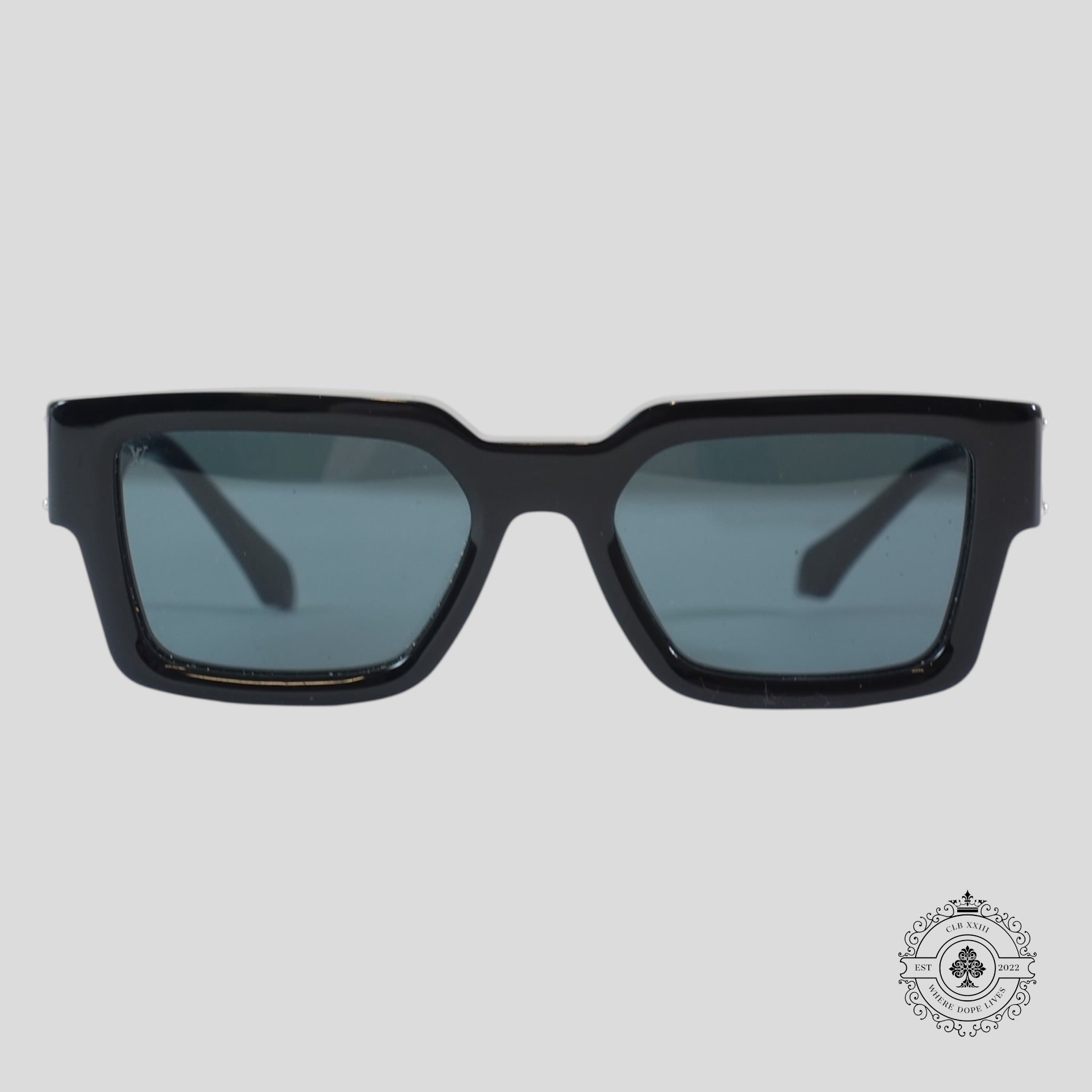 Louis Vuitton Match Sunglasses in Black