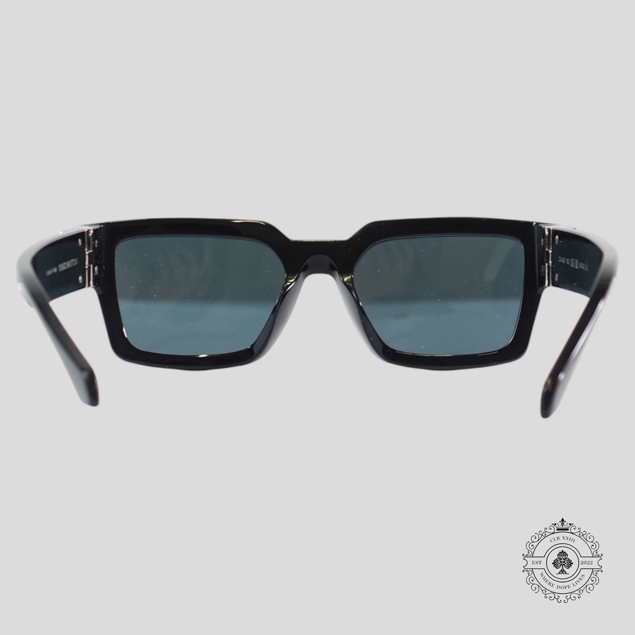 Louis Vuitton Match Sunglasses in Black