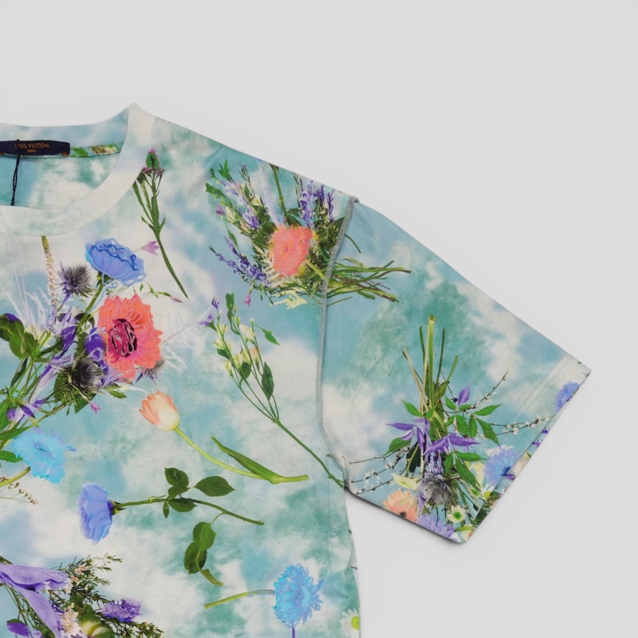 Louis Vuitton Print and Embroidered Flower Tee in Blue