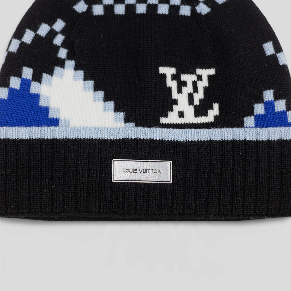 Louis Vuitton LV Snow Beanie in Black