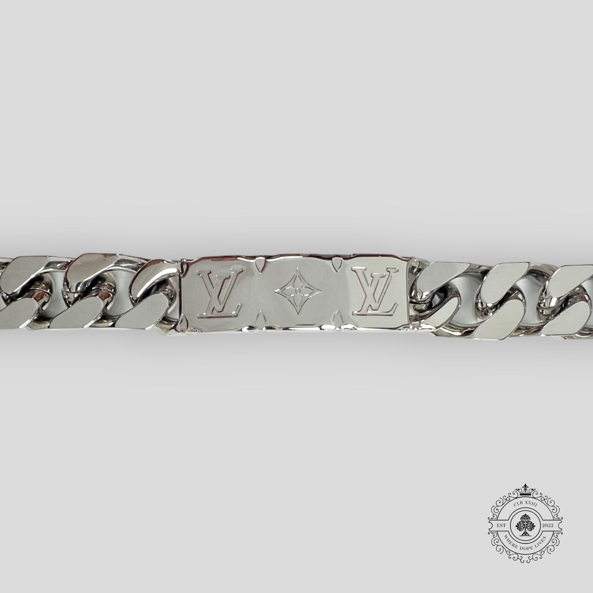Louis Vuitton Monogram Chain Bracelet in Silver
