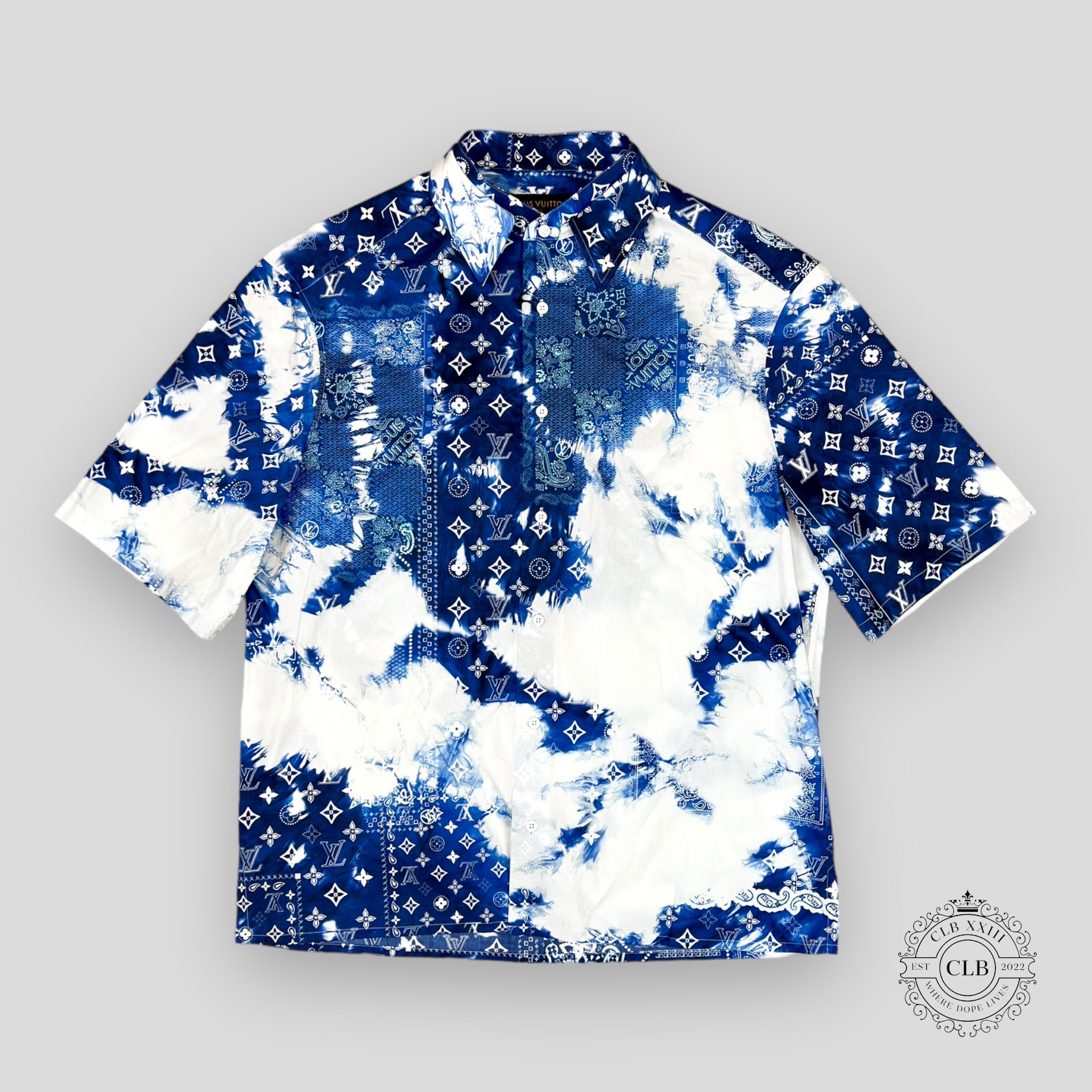 LOUIS VUITTON MONOGRAM BANDANA SHORT SLEEVE BUTTON UP- BLUE/WHITE