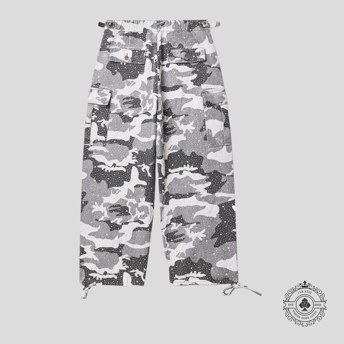Vale Winter Crystal Camo Cargo Pants in Camo
