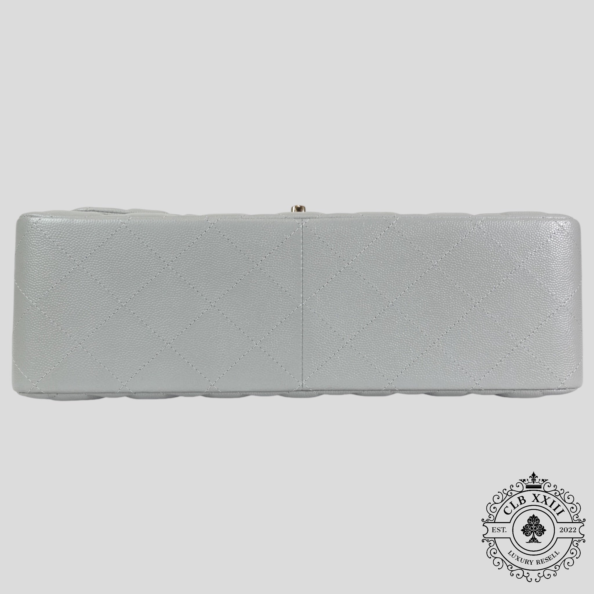 Chanel Caviar Leather Jumbo Quilted Flap Bag in Grey