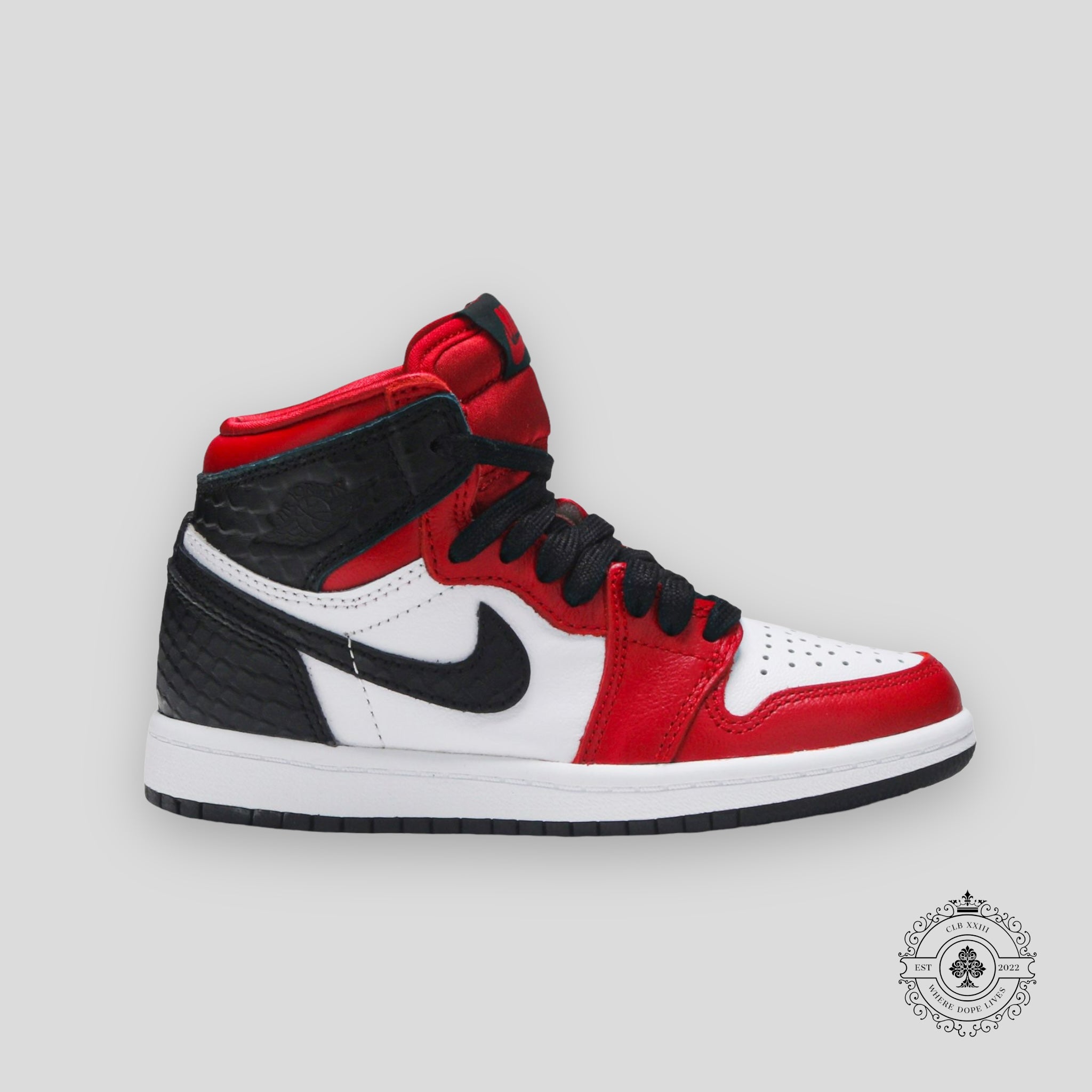 Air Jordan 1 Retro High PS Satin Snake Chicago