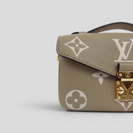 Louis Vuitton Empreinte Giant Monogram Pochette Metis East West