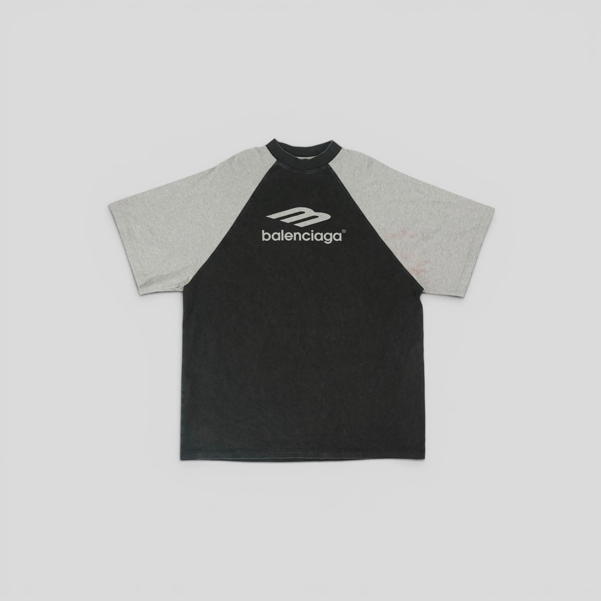 Balenciaga Raglan Oversize Tee in Black