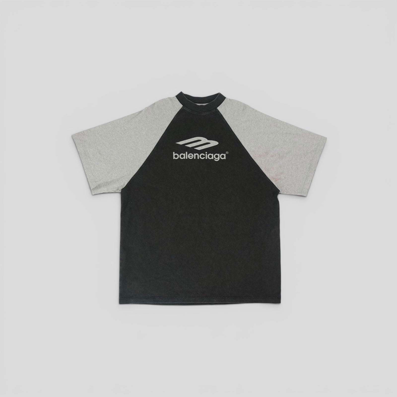 Balenciaga Raglan Oversize Tee in Black