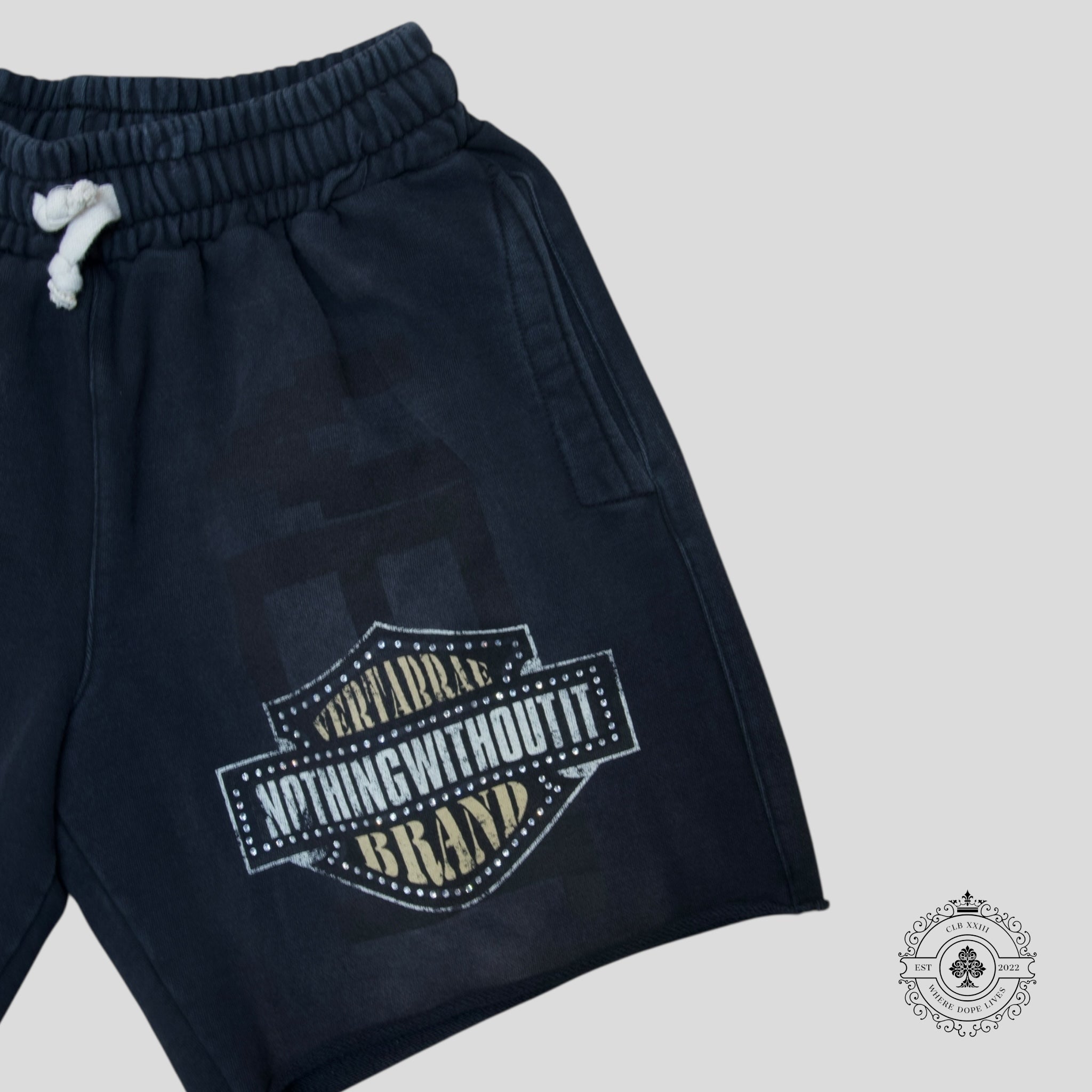 Vertabrae Doube Emblem Sweatshorts in Black