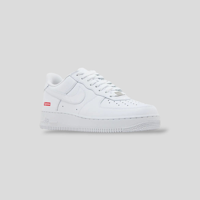 Nike Air Force 1 Low Supreme White