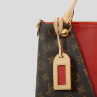 Louis Vuitton Monogram V Tote MM