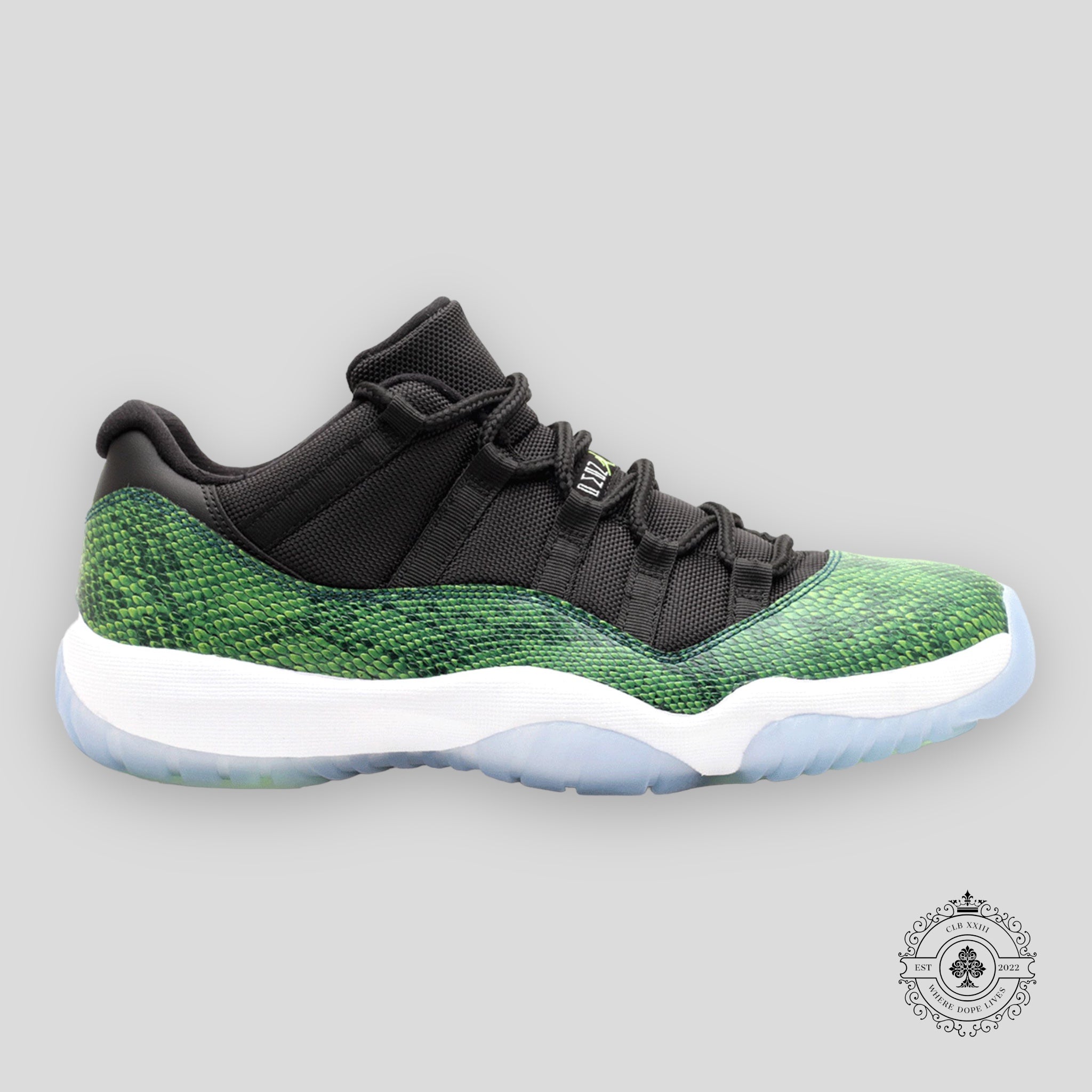 Air Jordan 11 Retro Low Green Snakeskin