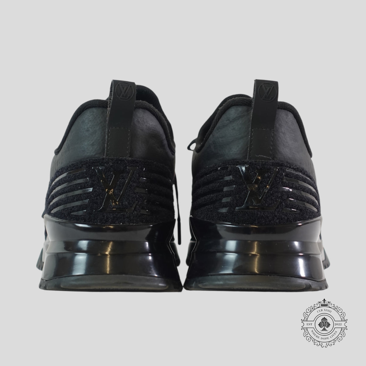Louis Vuitton V.N.R Sneakers in Black
