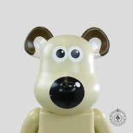 Bearbrick Gromit 1000%