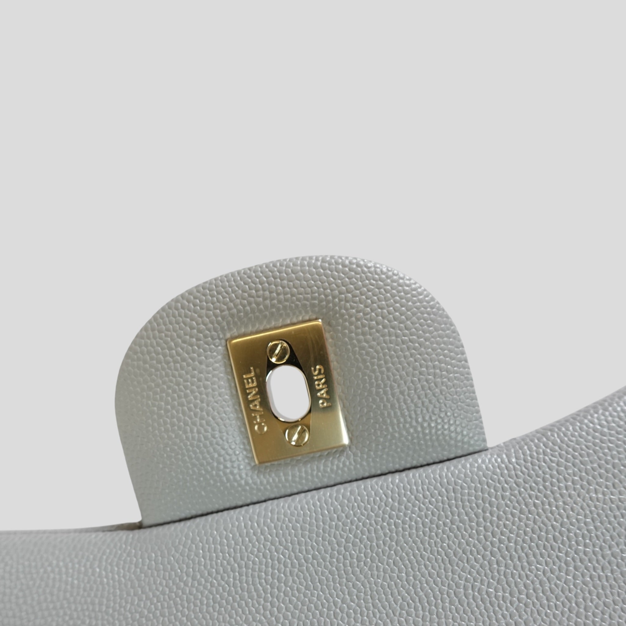 Chanel Caviar Leather Jumbo Quilted Flap Bag in Grey