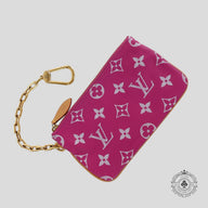 Louis Vuitton Speedy P9 Bandouliere 40 in Fuchsia