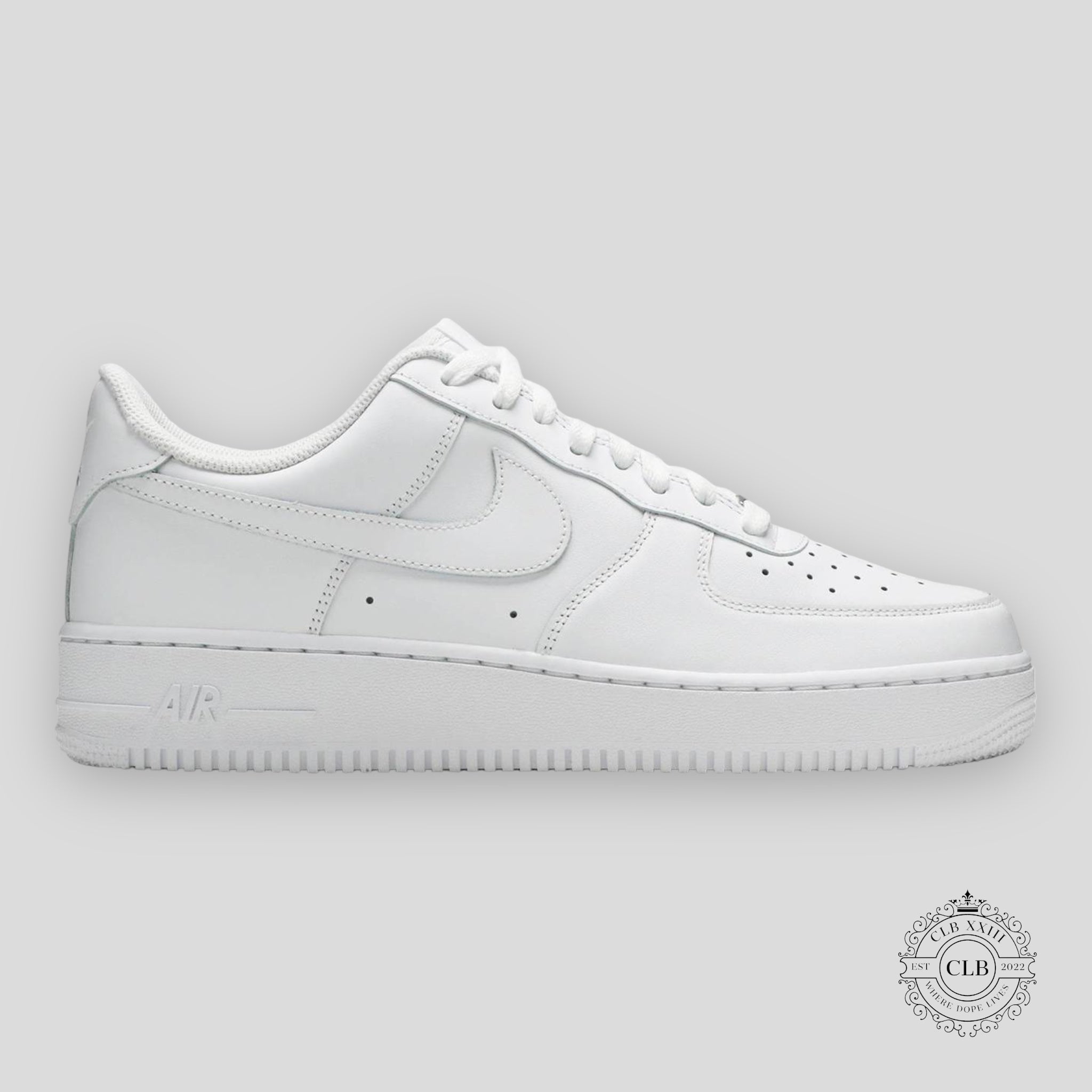 NIKE AIR FORCE 1 LOW “TRIPLE WHITE”
