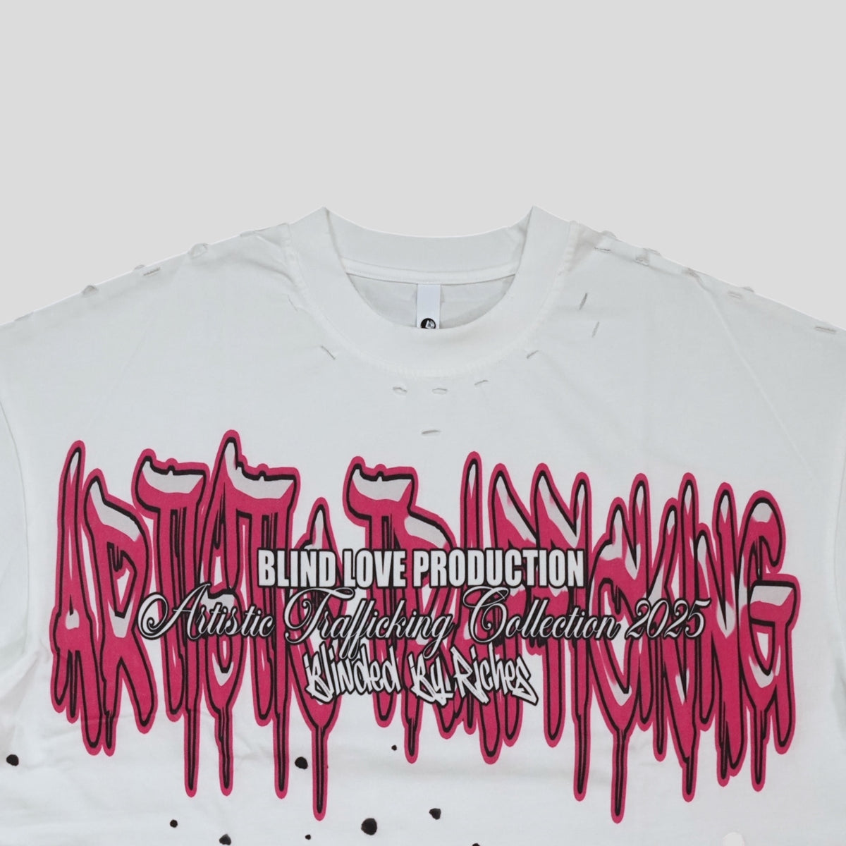 Blind Love Artistic Trafficking T-Shirt in White/Pink