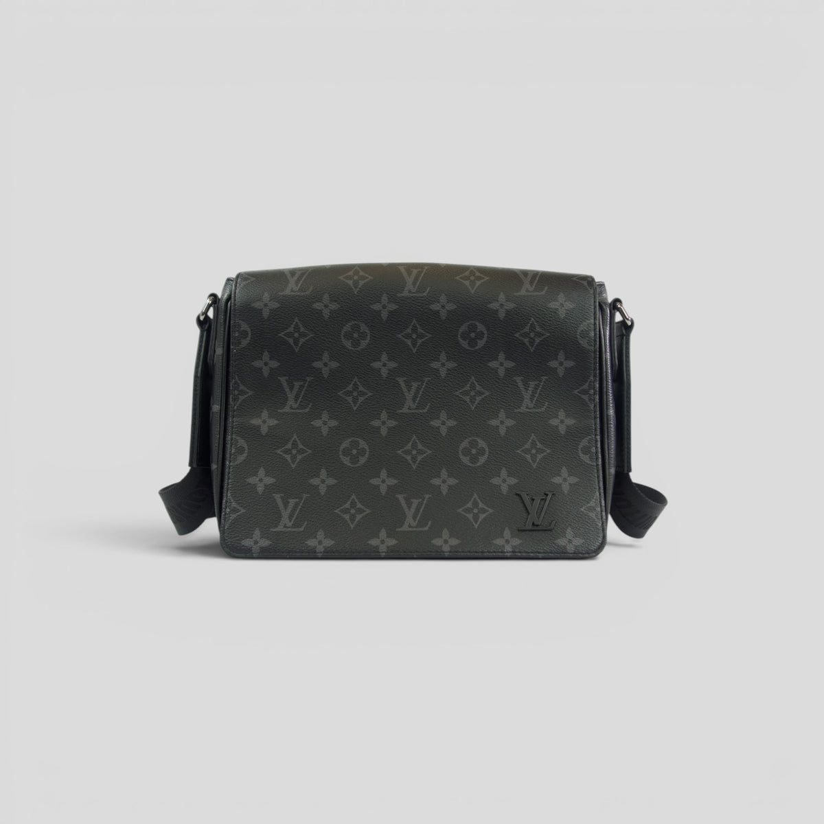 Louis Vuitton District PM Messenger Bag