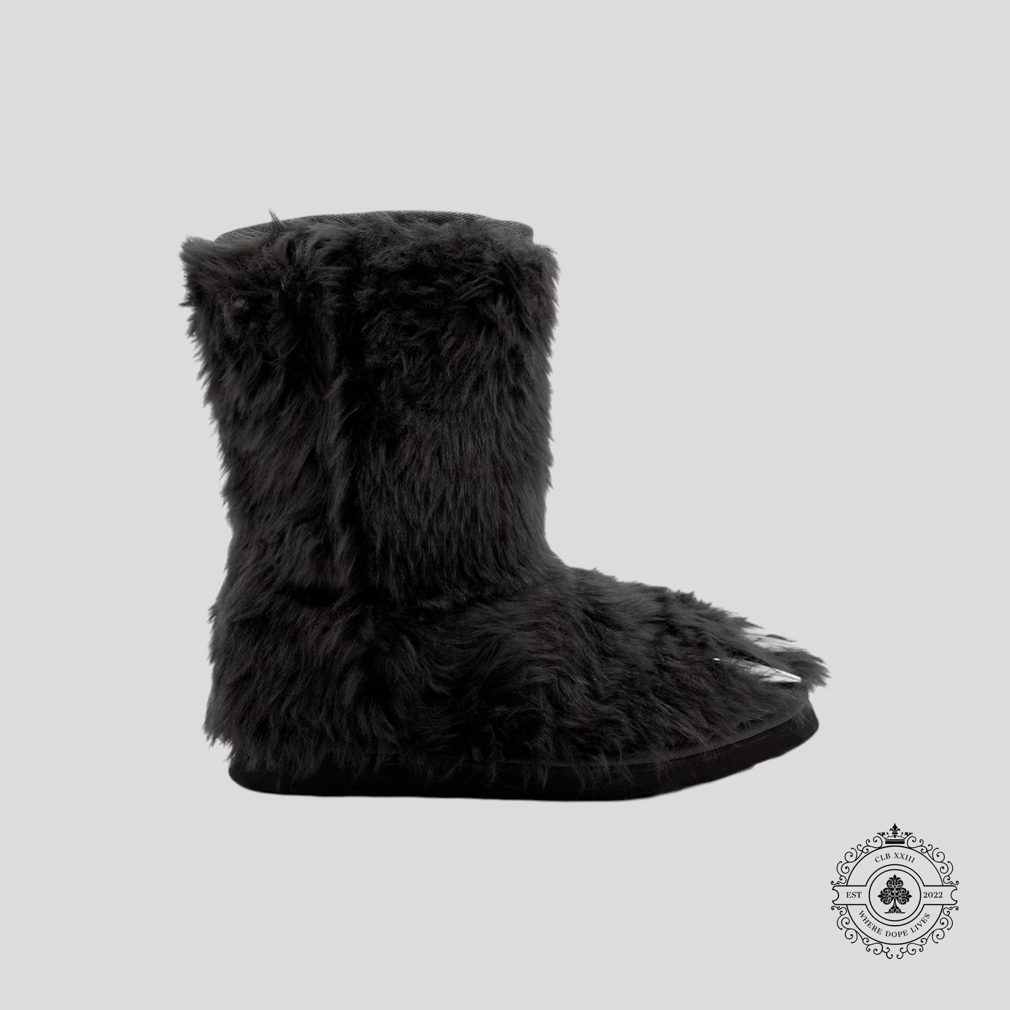 Braves Studios "Black Bear" Claw Boots