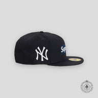 Supreme MLB Teams New York Box Logo New Era Fitted Cap in Navy