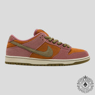 Nike SB Dunk Low Red Stardust