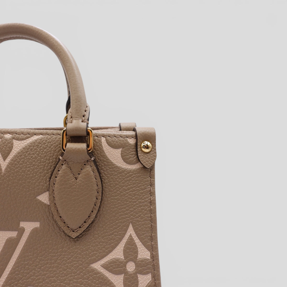 Louis Vuitton OntheGo BB Bag