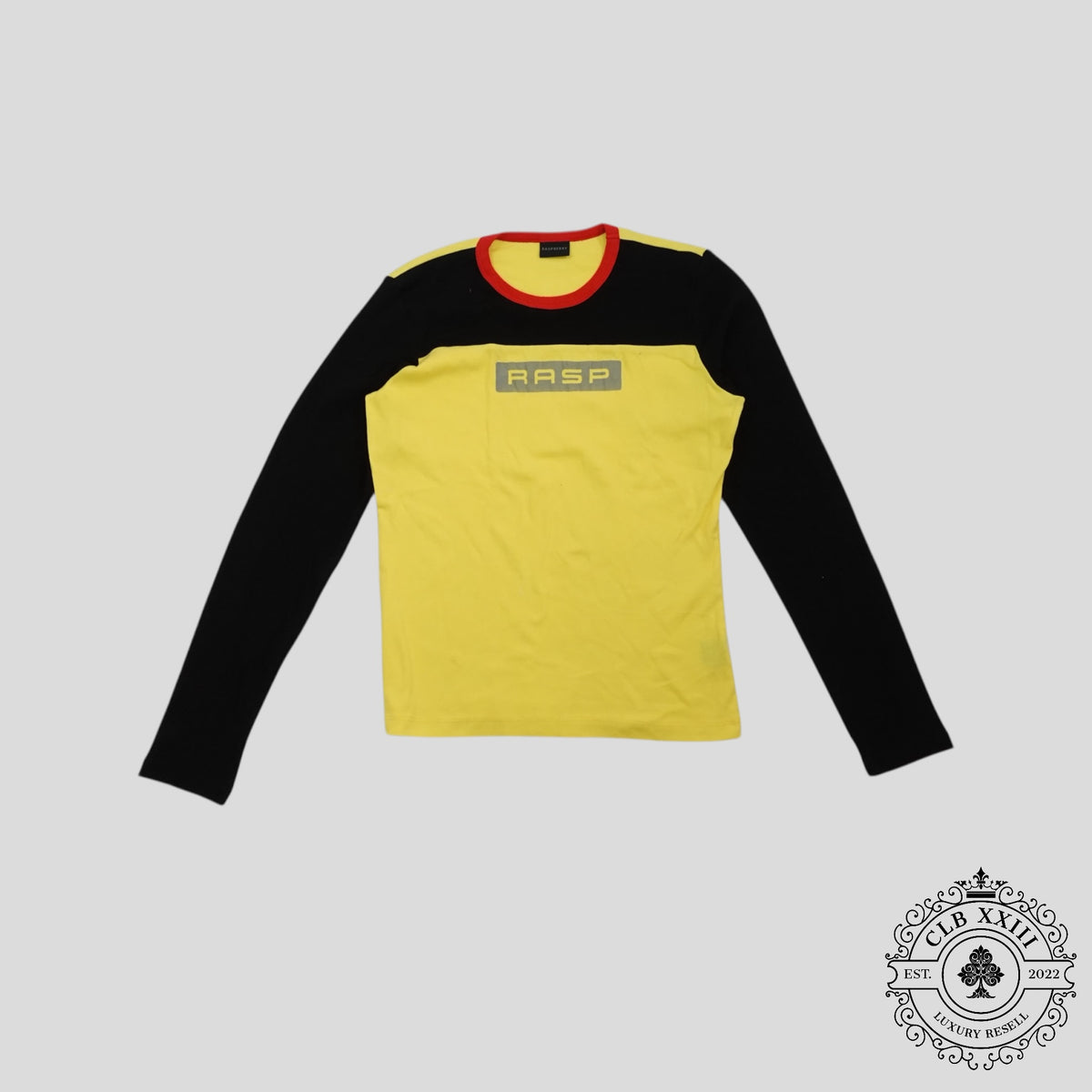 GV Gallery Split Shirt in Yellow