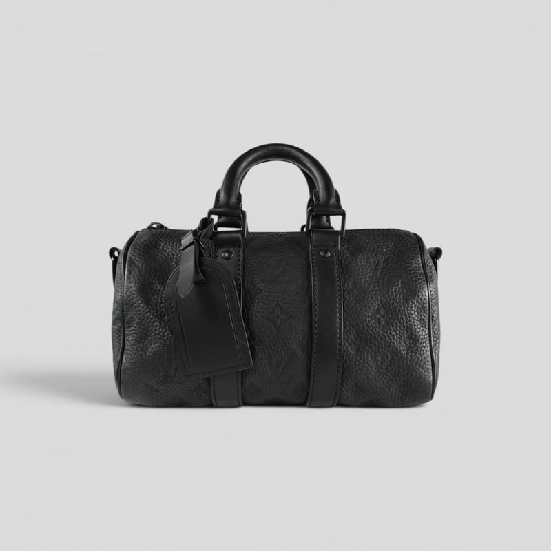 Louis Vuitton Keepall 25 in Black
