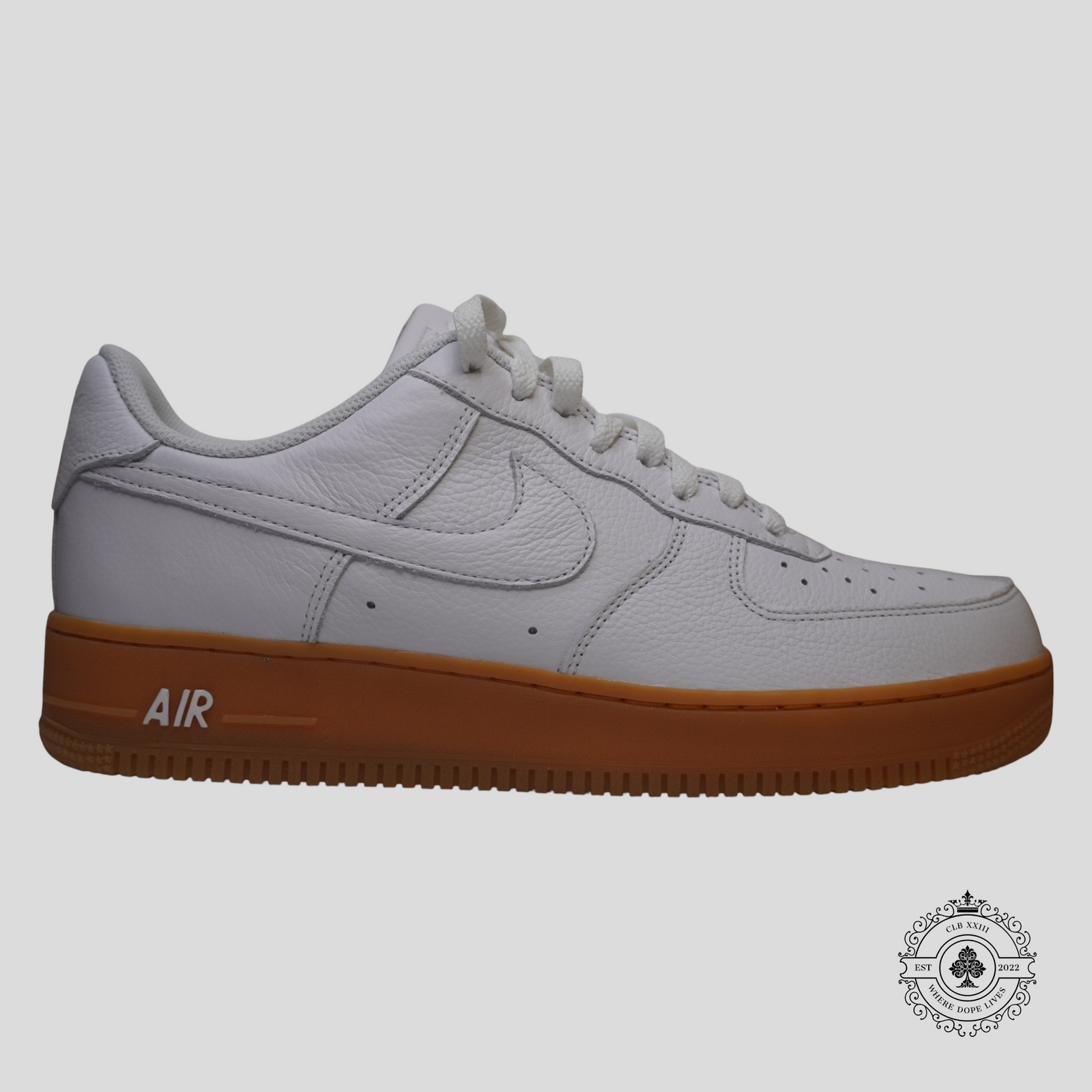 Nike Air Force 1 By You in White/Gum