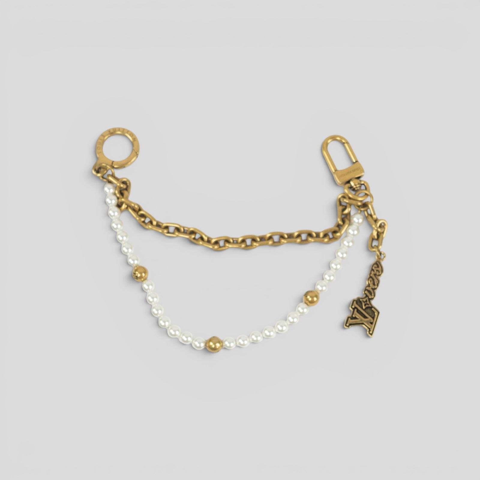 Louis Vuitton Lovers Pearl Bag Charm