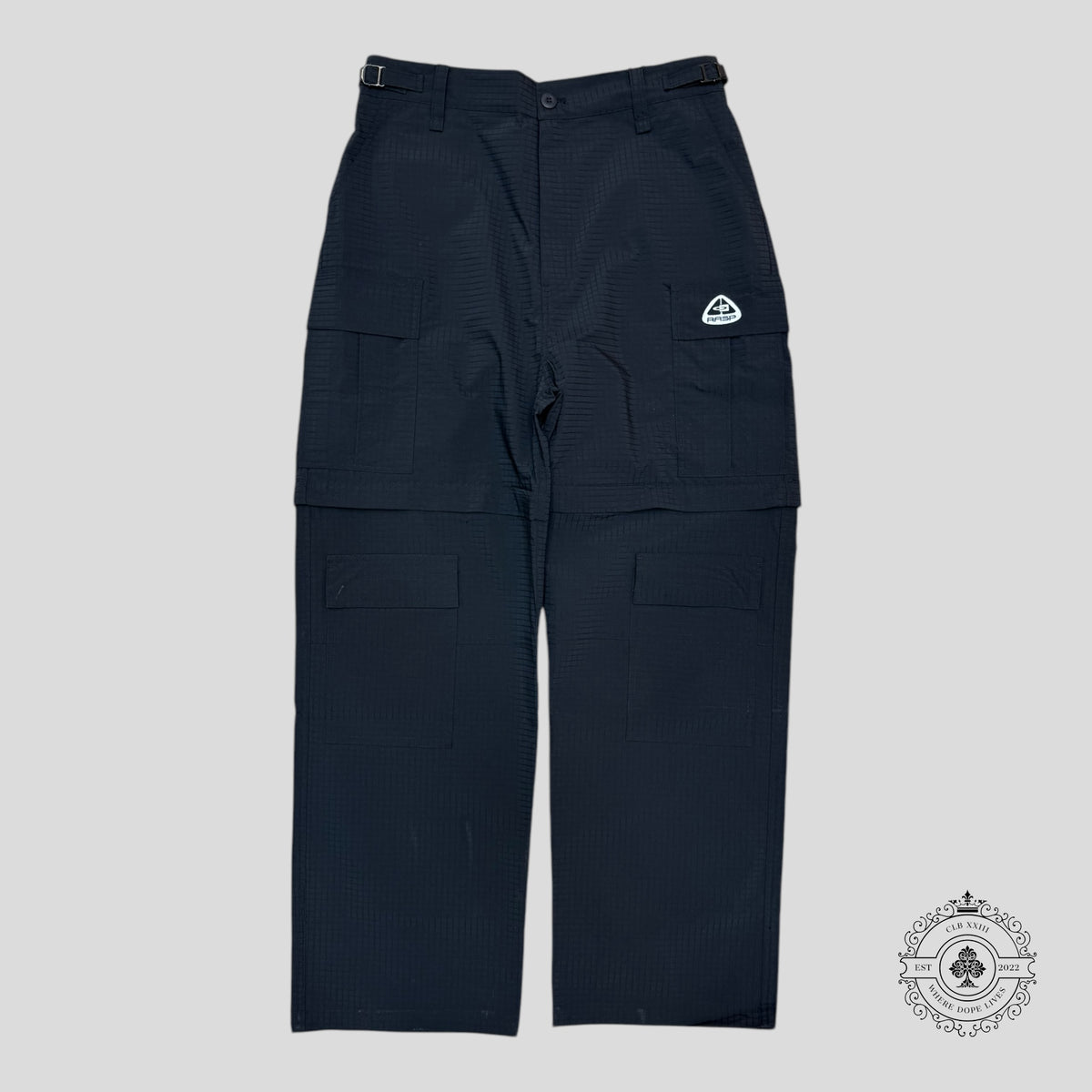 GV Gallery Asphalt Cargo Pants in Black
