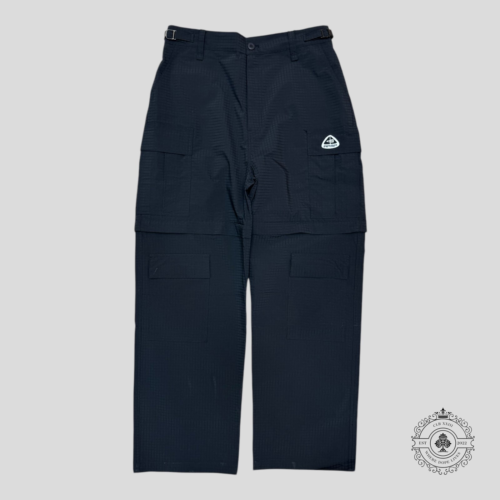 GV Gallery Asphalt Cargo Pants in Black