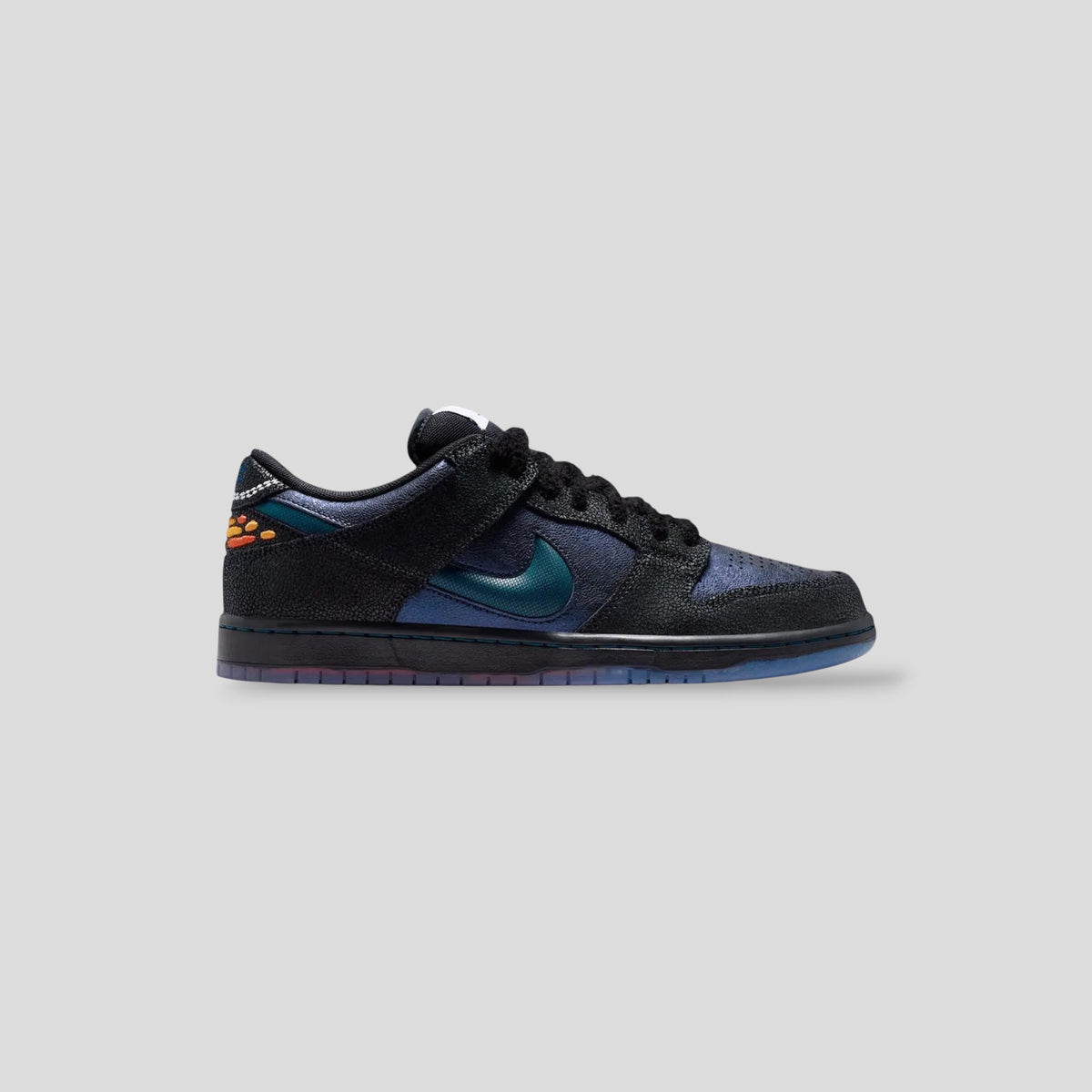 Nike SB Dunk Low Pro Bluetile Skateboards