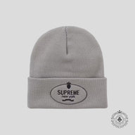 Supreme Crest Beanie in Grey