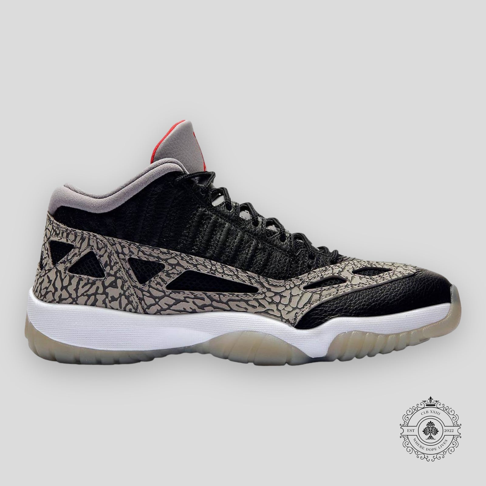 Air Jordan 11 Retro Low Ie Black Cement