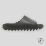 Adidas Yeezy Slide Dark Onyx