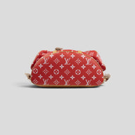 Louis Vuitton Christopher LV Buttersoft MM in Red