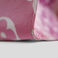 Louis Vuitton Escale Onthego GM in Red/Pink