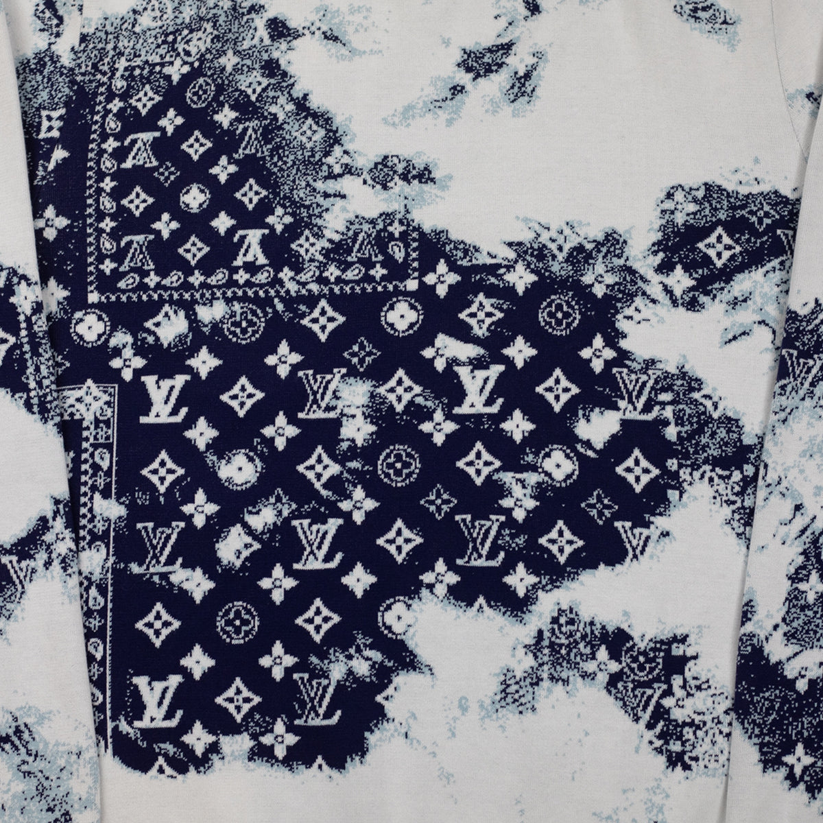 Louis Vuitton Gradient Monogram Bandana Jacquard Crewneck in White/Blue (Copy, stained)