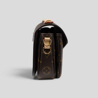 Louis Vuitton Pochette Metis East-West Monogram