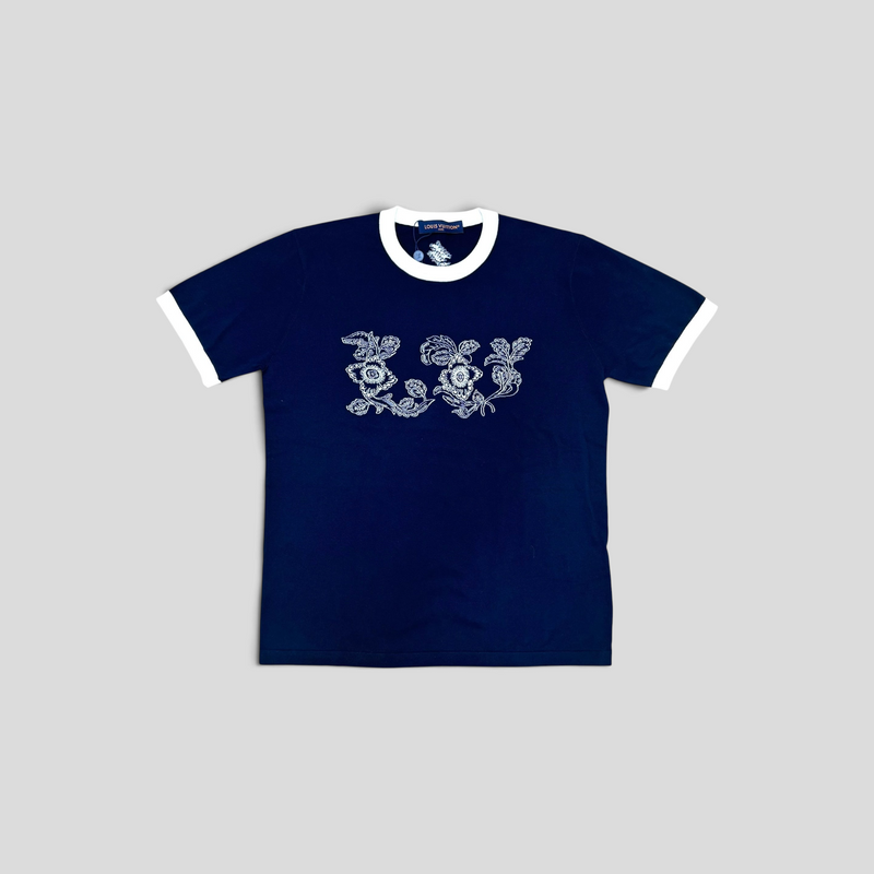 CLB XXIII Louis Vuitton navy blue short sleeve crewneck t-shirt with white floral intarsia graphic and trim