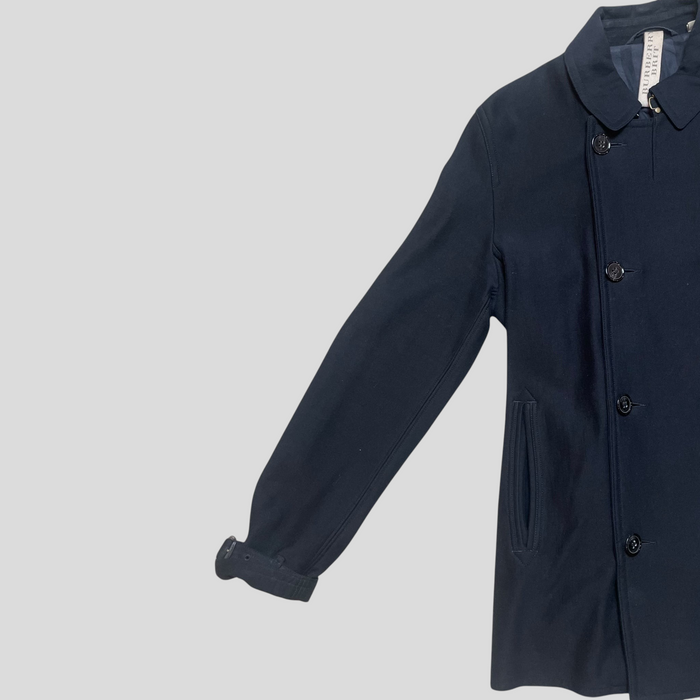 CLB XXIII Burberry black cotton trench coat with button-up front and classic collar