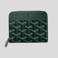 CLB XXIII Goyard Matignon PM wallet in green Goyardine canvas with zip-around closure and leather trim.