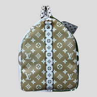 CLB XXIII Louis Vuitton Giant Monogram Keepall 50 travel bag in khaki and beige with white leather trim and side view