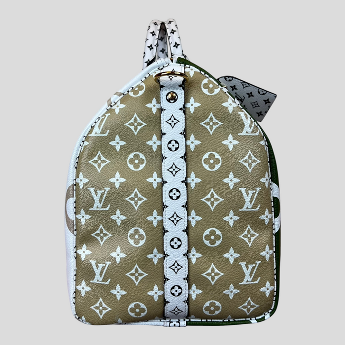 CLB XXIII Louis Vuitton Giant Monogram Keepall 50 travel bag in khaki and beige with white leather trim and side view
