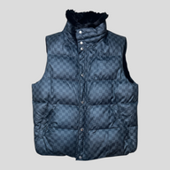 CLB XXIII Louis Vuitton reversible black Damier check vest made of soft rabbit fur with a high collar and snap buttons